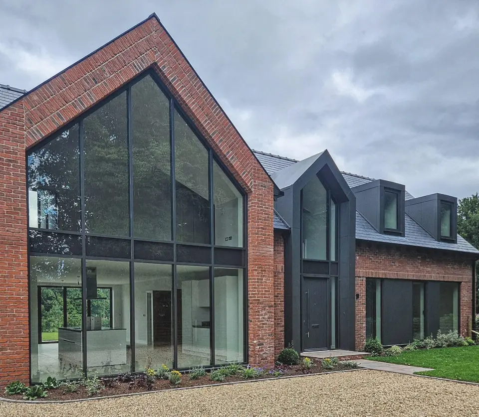 Curtain walling to a full elevation